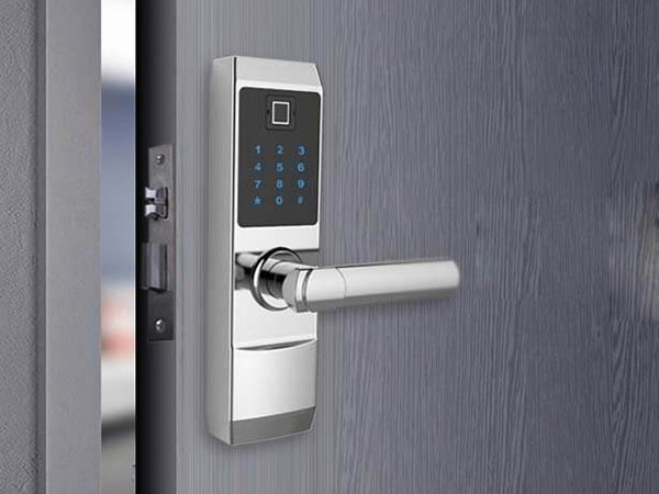 新兴24小时上门开锁公司