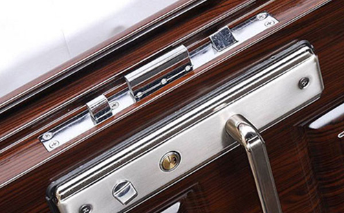 新兴24小时上门开锁公司